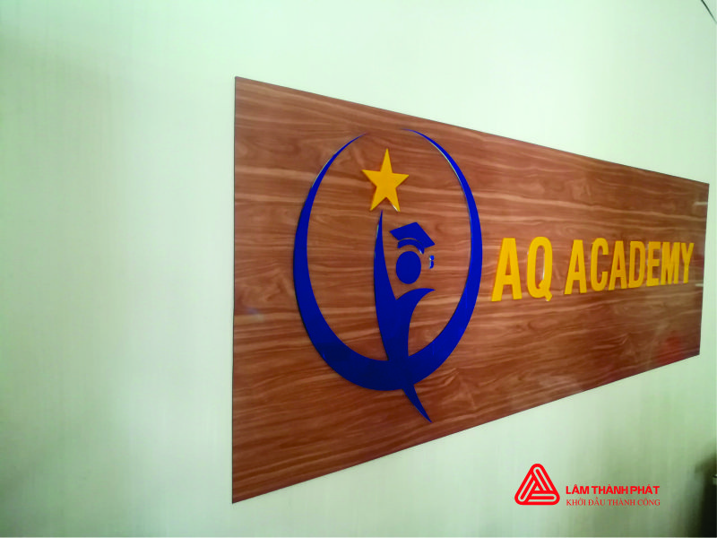 Làm bảng hiệu công ty giá rẻ tại Quận 5